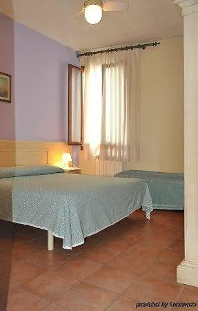 Hotel La Noce 2*